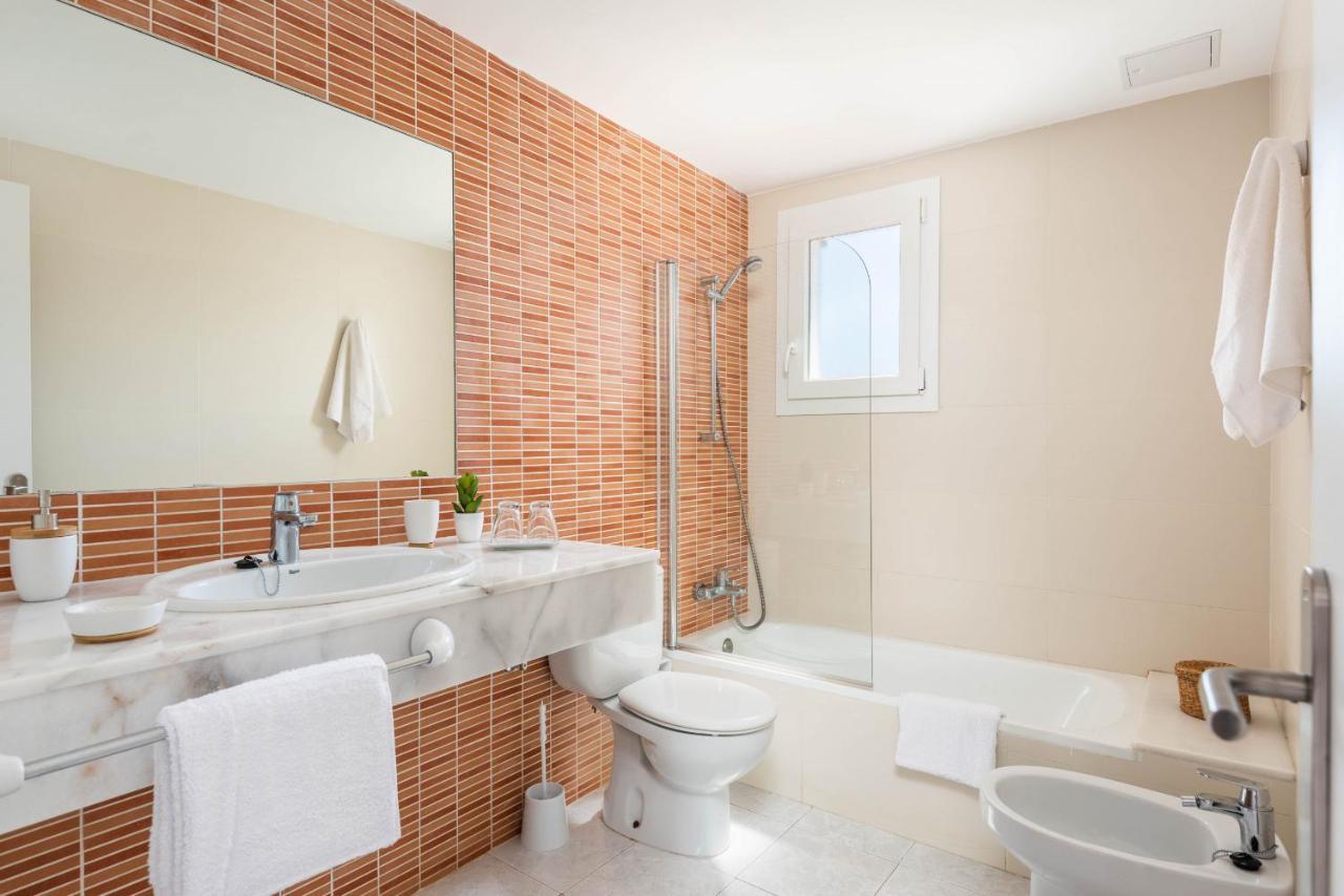 Rimar 6, 2 Bedroom Apartment, Cap D'Artrutx 칼란 보쉬 외부 사진